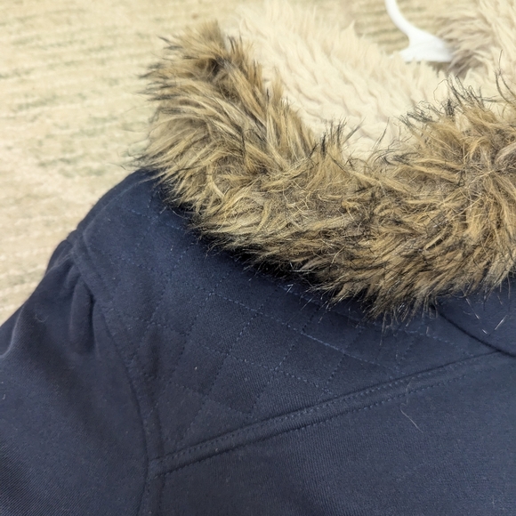 Blue jacket with fur hood - Picture 11 of 11